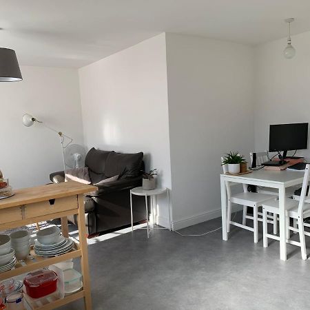 Bright, Chilled Ensuite Db Room In A Shared Flat! 런던 외부 사진