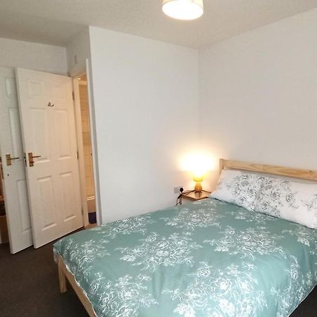 Bright, Chilled Ensuite Db Room In A Shared Flat! 런던 외부 사진