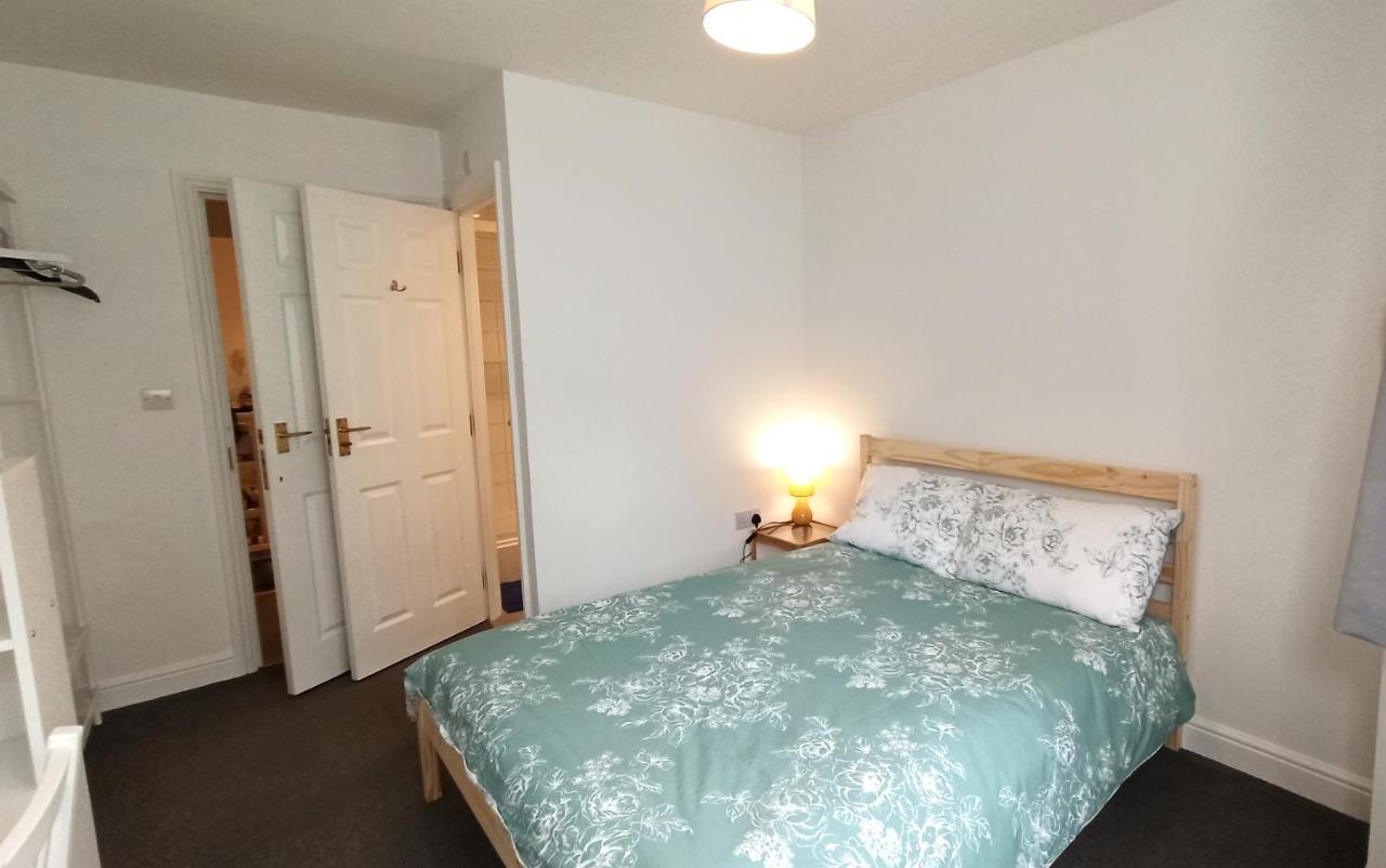 Bright, Chilled Ensuite Db Room In A Shared Flat! 런던 외부 사진