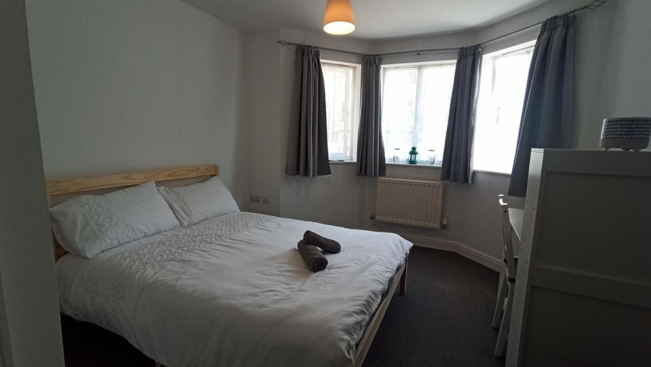 Bright, Chilled Ensuite Db Room In A Shared Flat! 런던 외부 사진